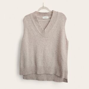 Pigment Korean Brand Oatmeal Lambswool Sweater Vest, Fits M/L, Hi/Lo Hem VNeck